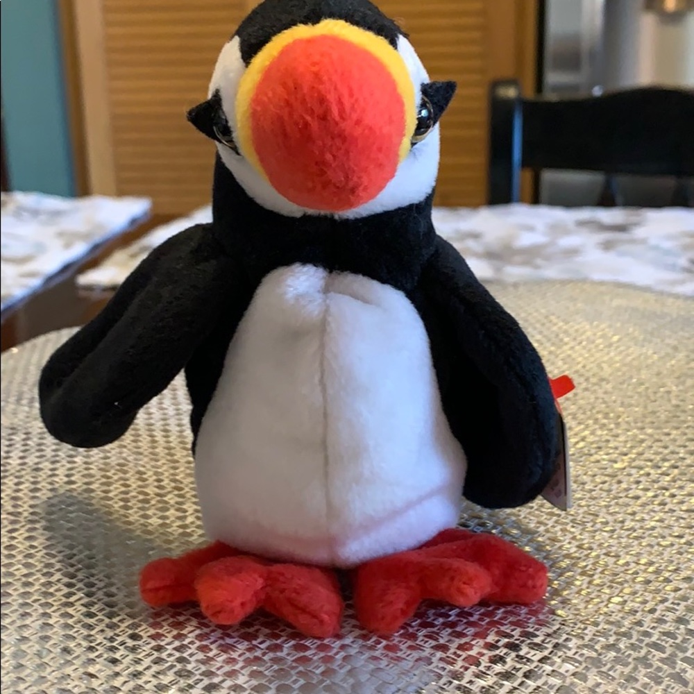 Beanie Baby “Puffer” The Bird, with both tags